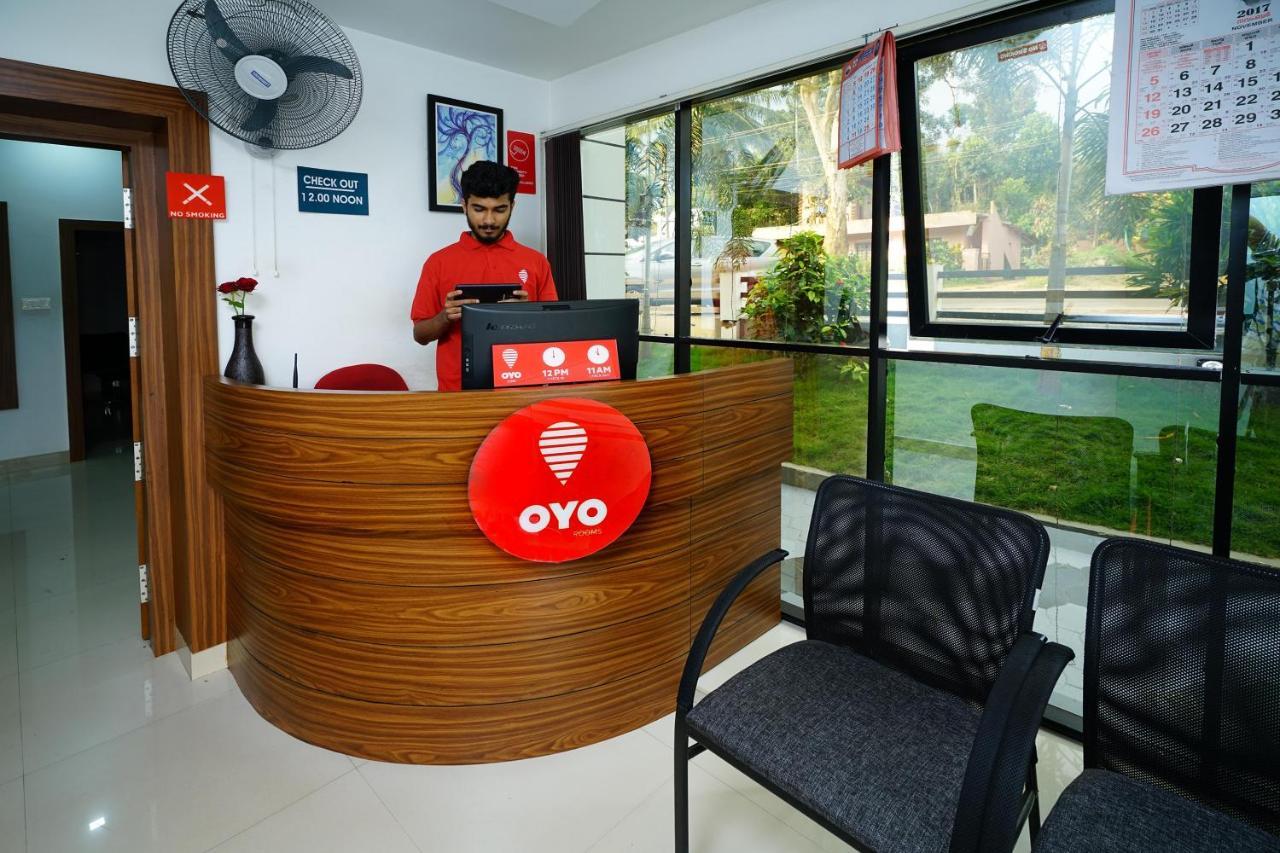 Oyo 6526 Ap Residency City Sultan Bathery Exterior foto